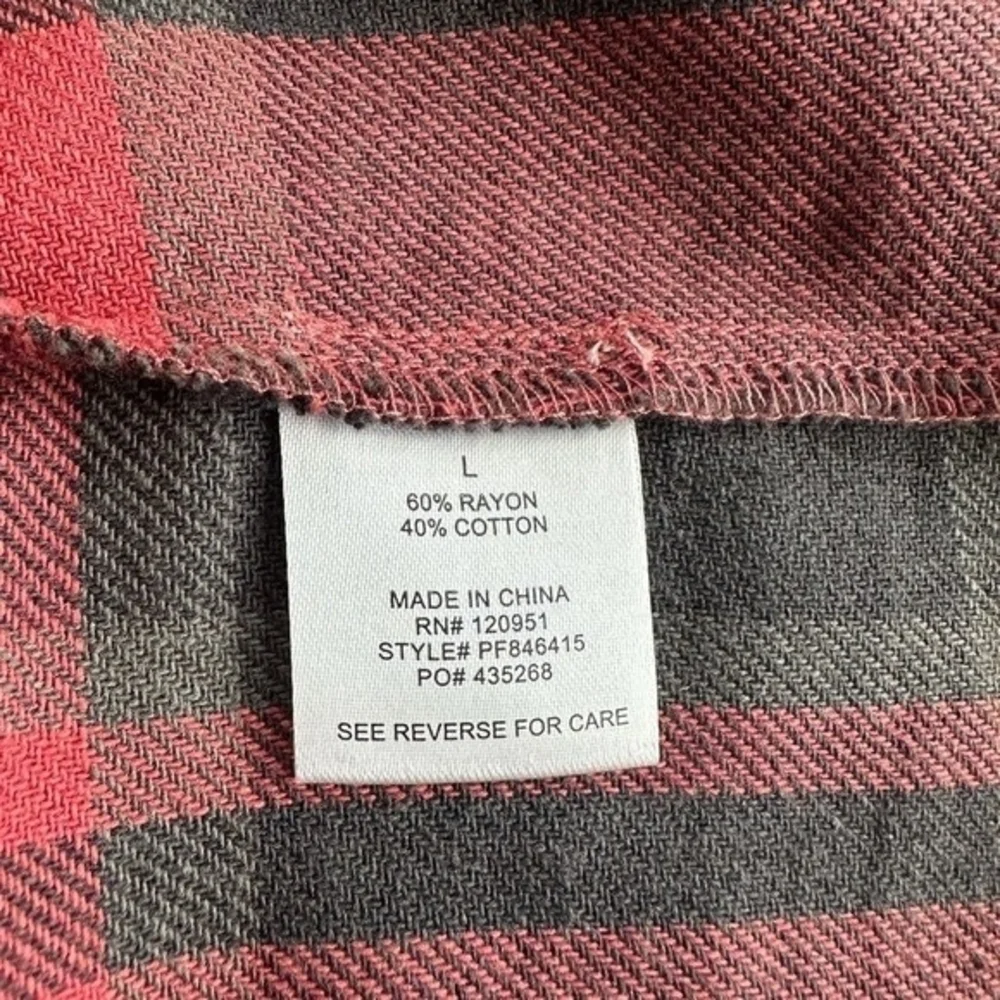 Pink Rose Women's Plaid Boyfriend Shirt L Red Grey Black Buffalo Check Cotton VG - Picture 9 of 10